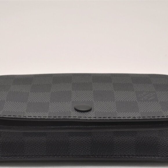 Authentic Louis Vuitton Damier Graphite Ceinture Pochette Homme Waist Bag - Picture 7 of 16